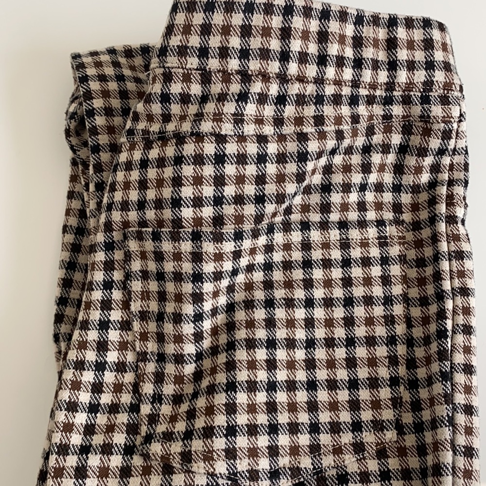 Jegging patterned pants! - Picture 2 of 2